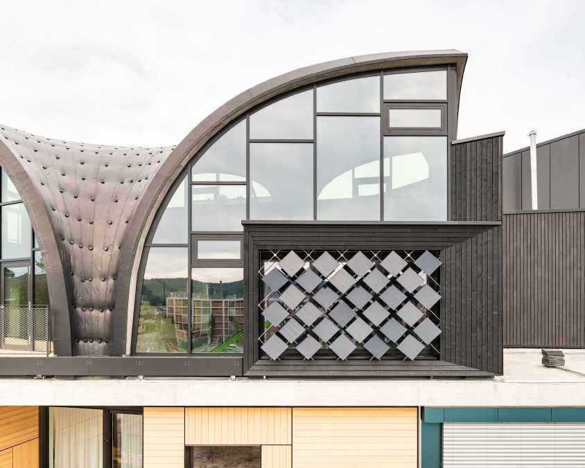 Enlarged view: 